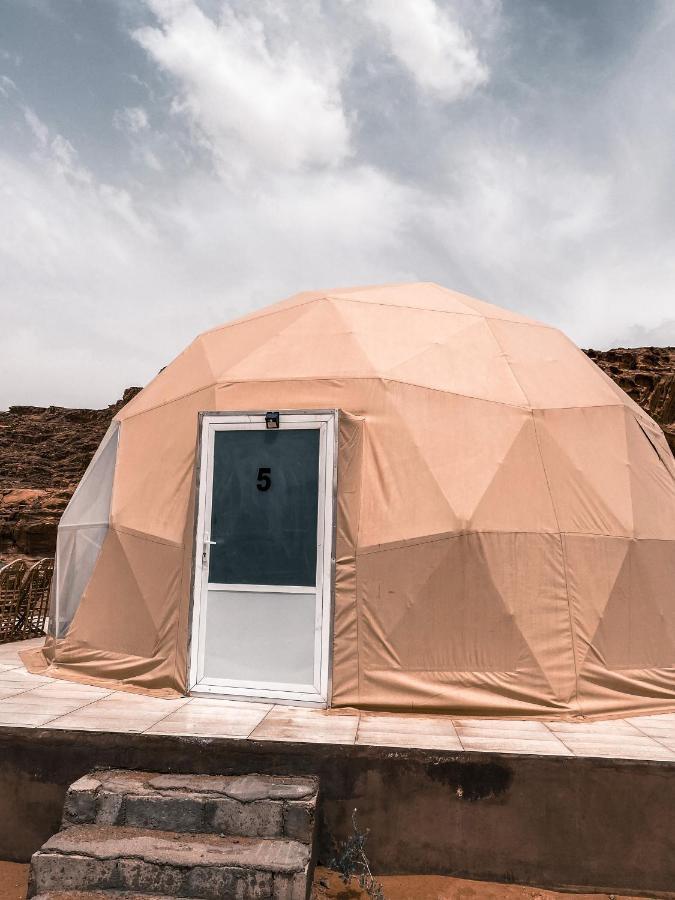 Apartament Sun Luxury Camp &Tour Wadi Rum Zewnętrze zdjęcie